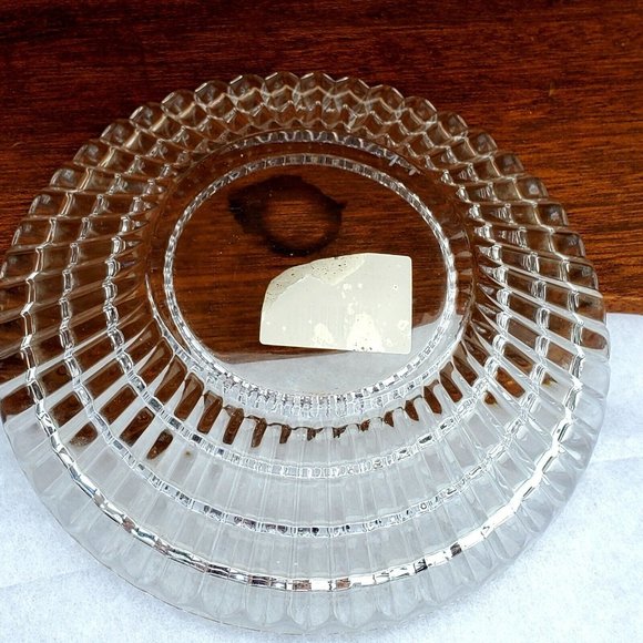 Mikasa Crystal Shimmering Star 7 in Pillar Candle Holder - Picture 10 of 11